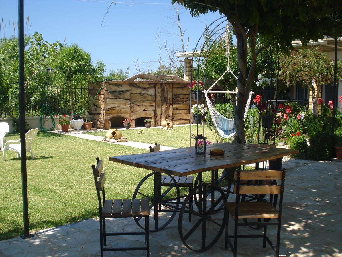 Apartament Iron House *